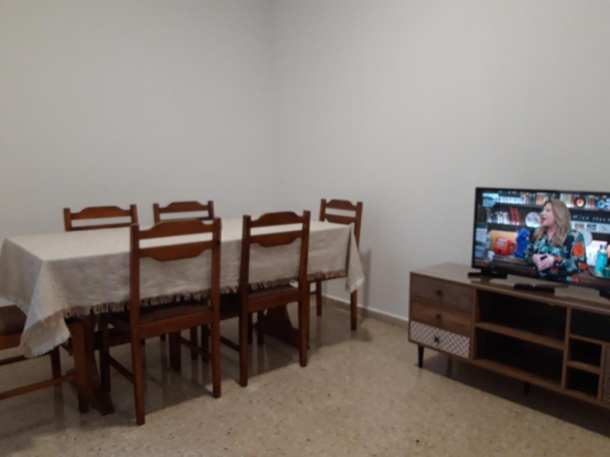 Costas Two-Bedroom Ground Floor Apartment Paphos Extérieur photo