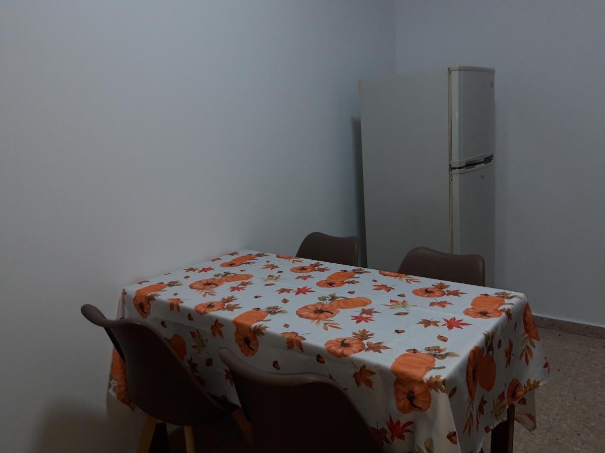 Costas Two-Bedroom Ground Floor Apartment Paphos Extérieur photo